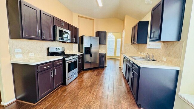 Building Photo - 3838 St Simon Manor Dr