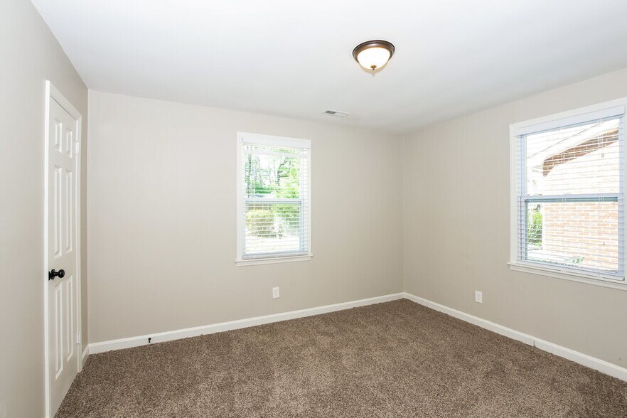 Building Photo - 1717 Purser Dr