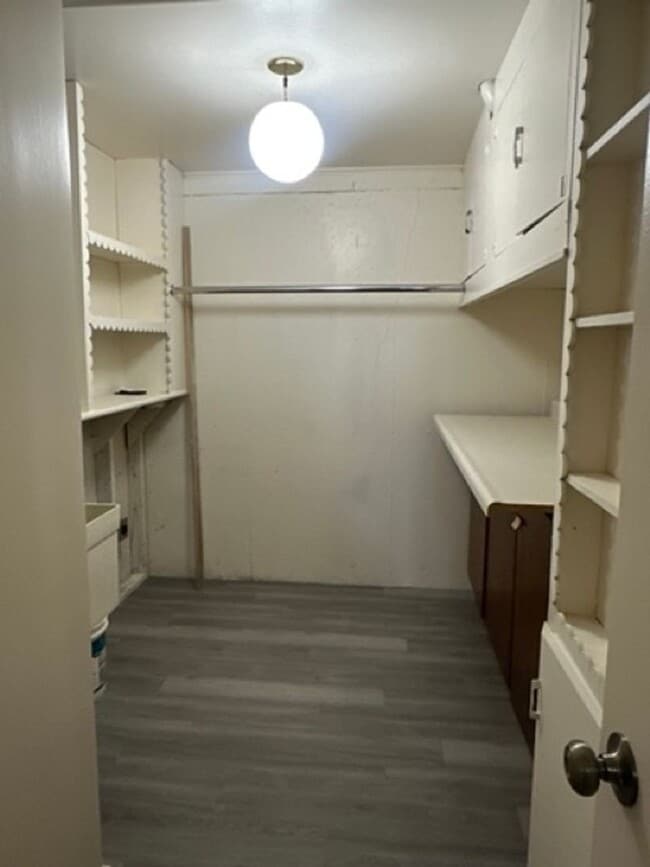 Building Photo - Cheney Home