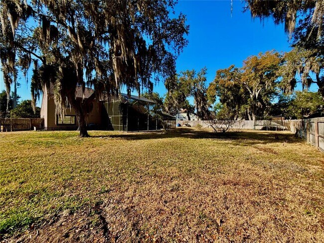 Building Photo - 5419 Twin Palms Rd