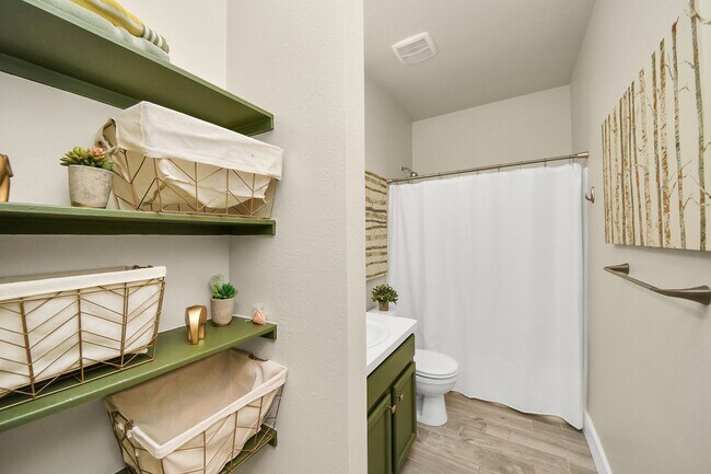 Building Photo - 18410 Avanta Cove Dr