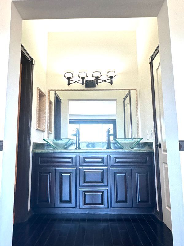 Building Photo - 30902 Clubhouse, 15H