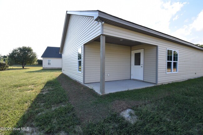 Building Photo - 34 Hampton Wy