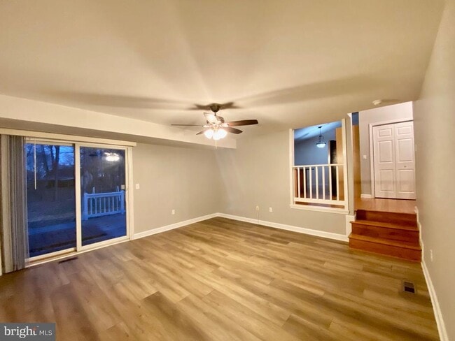 Building Photo - 702 Cloverfields Dr