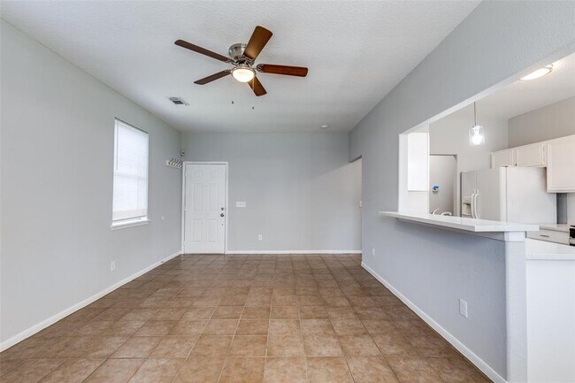 Building Photo - 3012 High Plains Dr