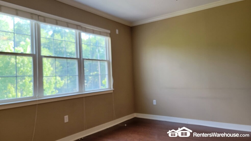 Building Photo - 2816 Lake Ave