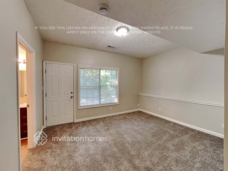 Building Photo - 5435 Keithwood Dr