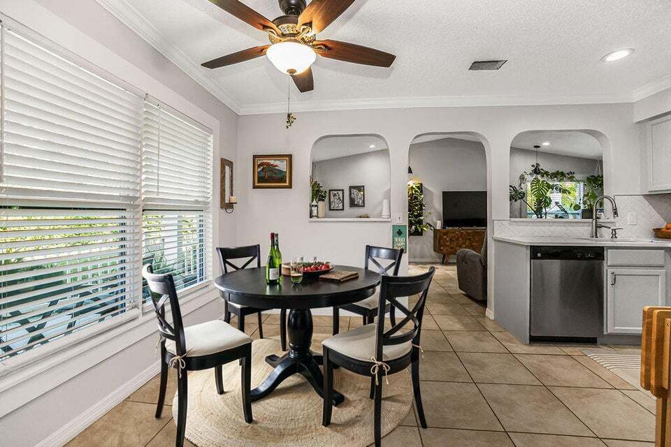 Building Photo - 762 Bayharbor Ter