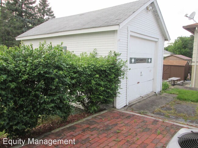 Building Photo - 2 br, 1 bath House - 1112 Washington