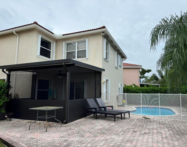 Building Photo - 3412 NW 110th Way
