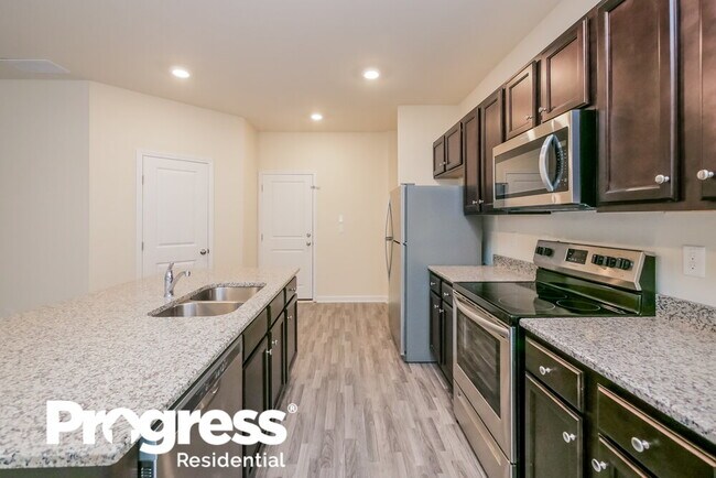 Building Photo - 141 Hamilton Pointe Dr