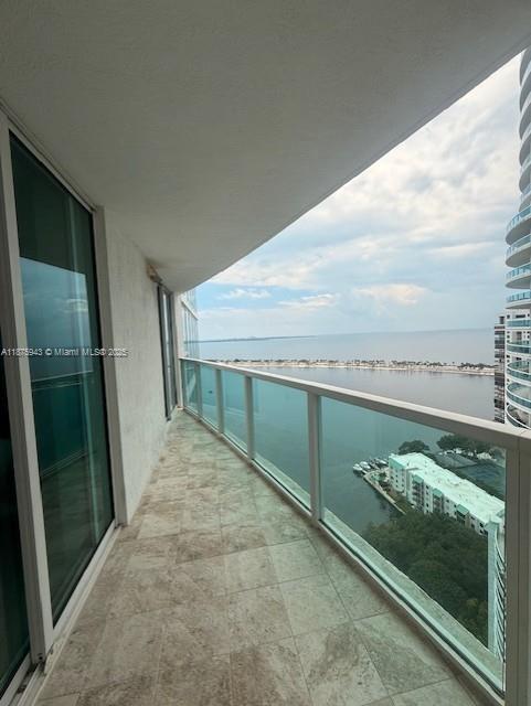 Building Photo - 2101 Brickell Ave