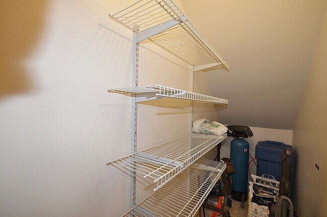 Building Photo - 1815 Moore Ct