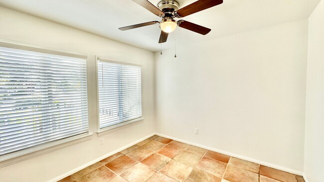 Building Photo - Beautiful Updating throughout Home!  Kitch...