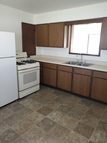 Building Photo - 5507 42nd Ave