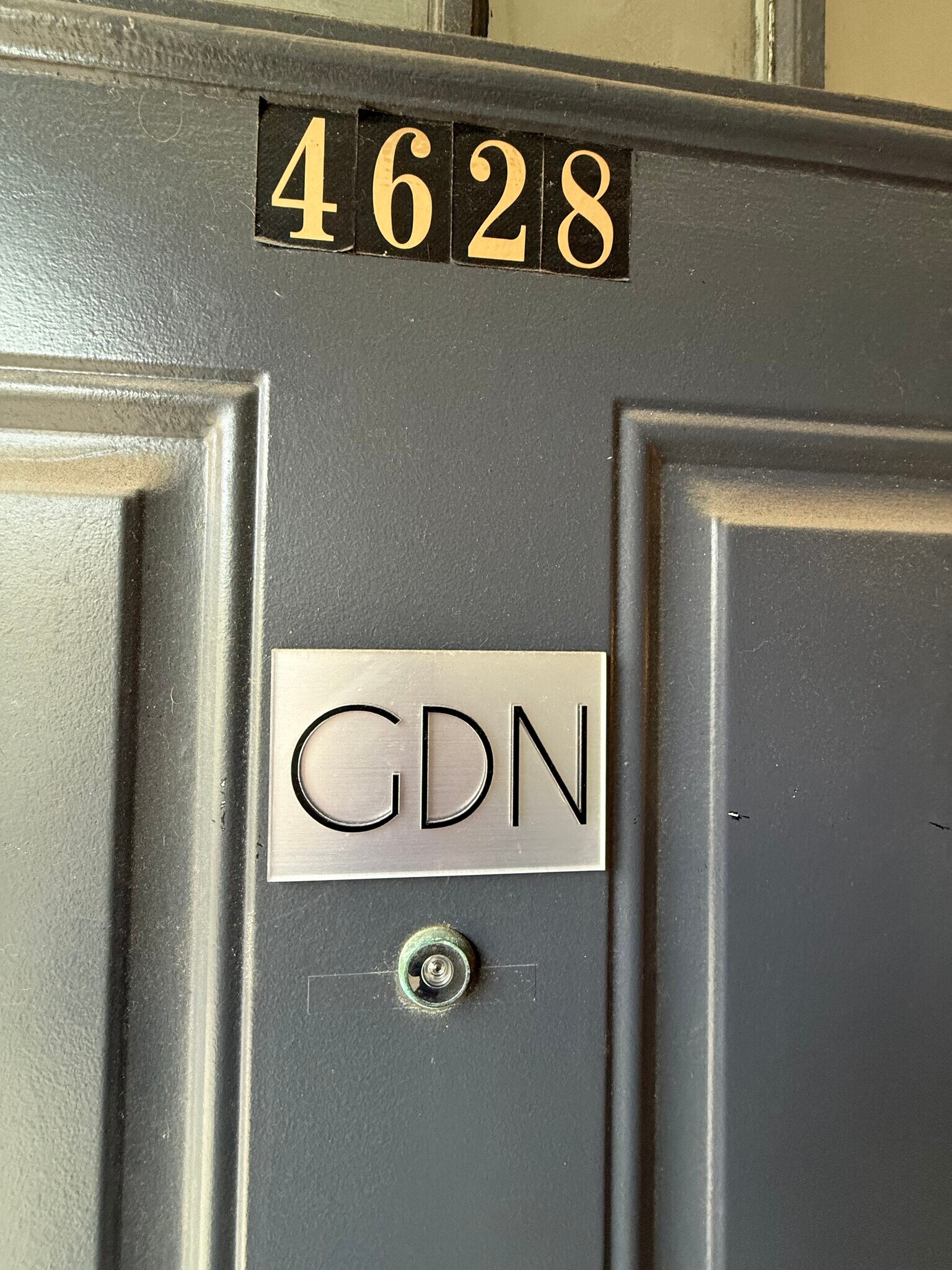 Building Photo - 2215 W Eastwood Ave