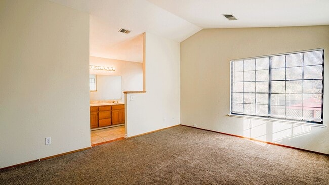 Building Photo - 7202 Ruby Ct