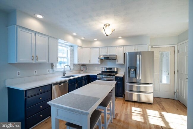 Building Photo - 2184 Autumnwood Dr