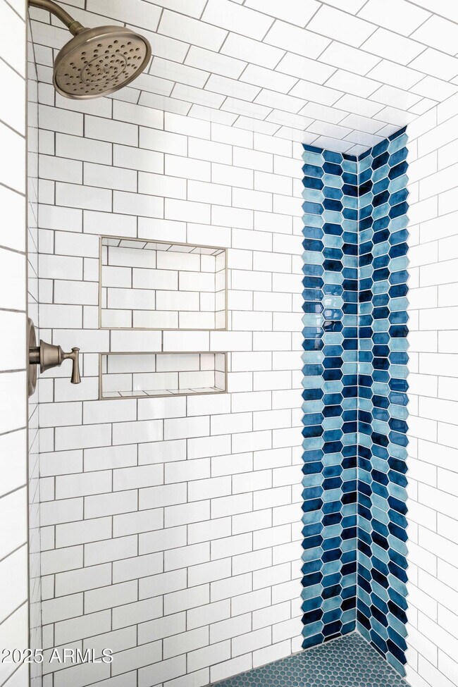 Building Photo - 4944 E Andora Dr