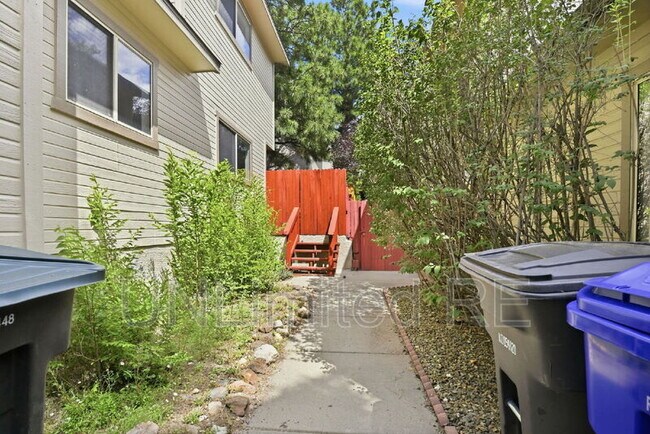 Building Photo - 3126 N Connor St