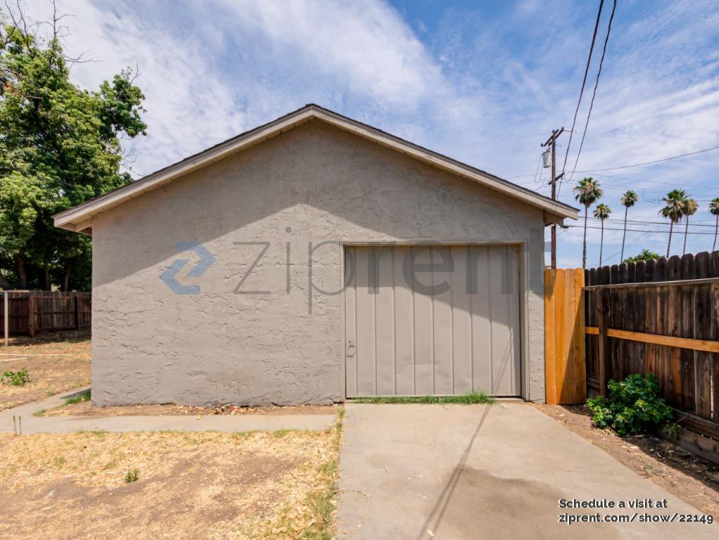 Building Photo - 1335 E Brown Ave