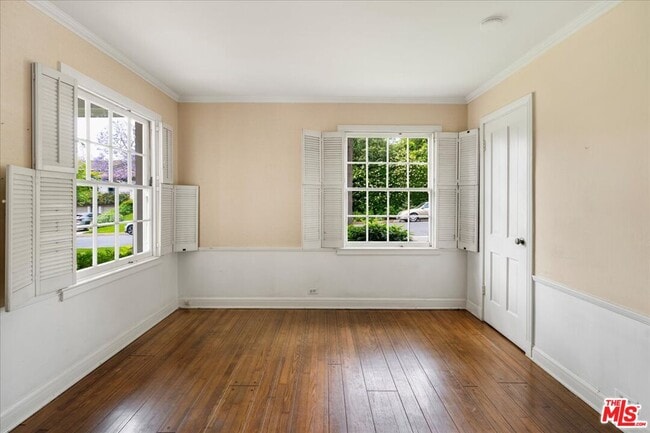 Building Photo - 146 N Gunston Dr