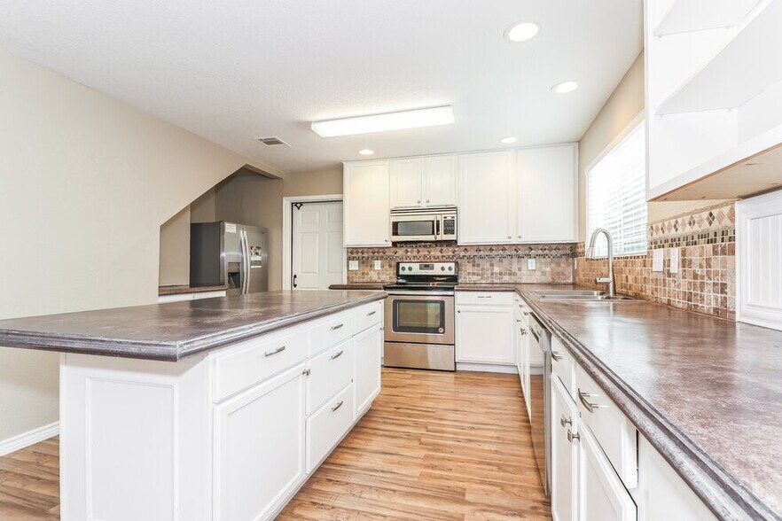 Building Photo - 2732 Maegen Cir