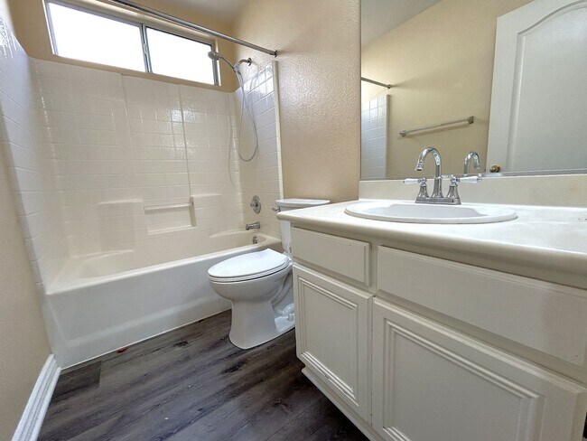 Building Photo - TORREY PINES DR CHINO HILLS 91709 (4 BED/ 2 BATH)