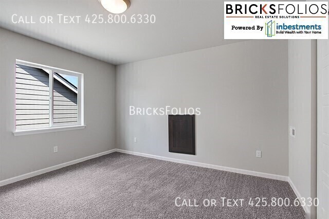Building Photo - 9109 Carlos Wy NE
