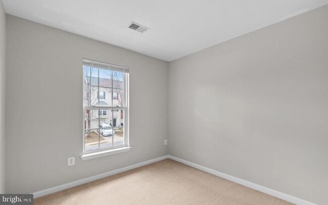 Building Photo - 2133 Bexley Dr