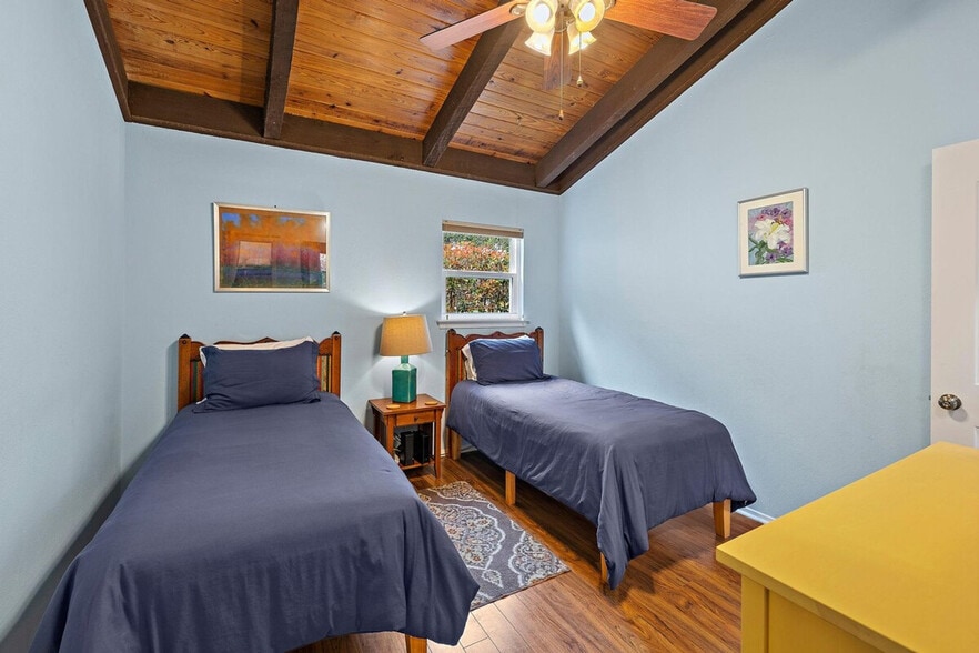 Building Photo - 2307 Trailside Dr