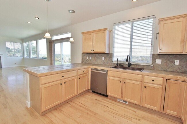 Building Photo - 6213 S Survival Pl