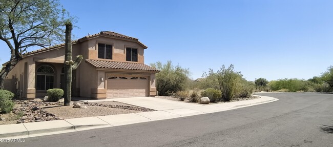 Building Photo - 10399 E Hillery Dr
