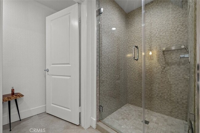 Building Photo - 24505 Town Center Dr