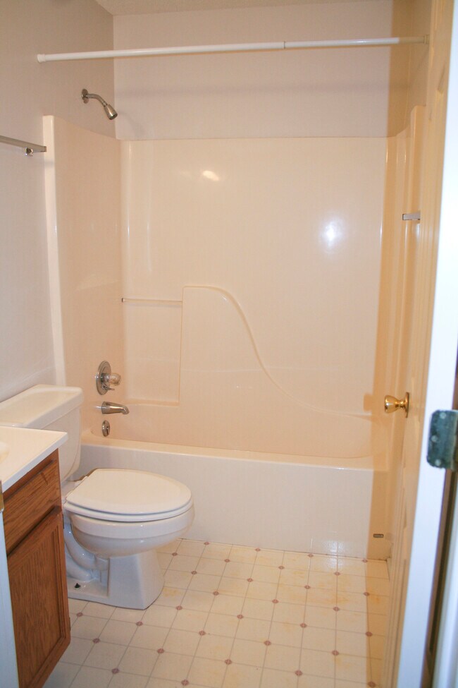 250 Queens Haven Rd 250 Queens Haven Rd Hubert NC 28539 Apartment