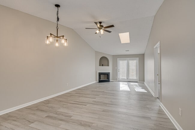 Building Photo - 4028 Calypso Dr