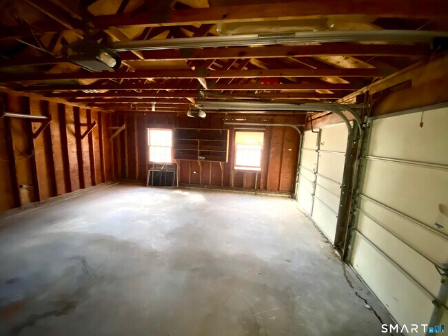 Building Photo - 1 Burlington Rd