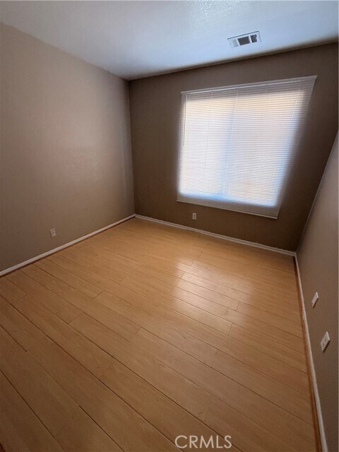 Building Photo - 10452 Zinfandel Dr