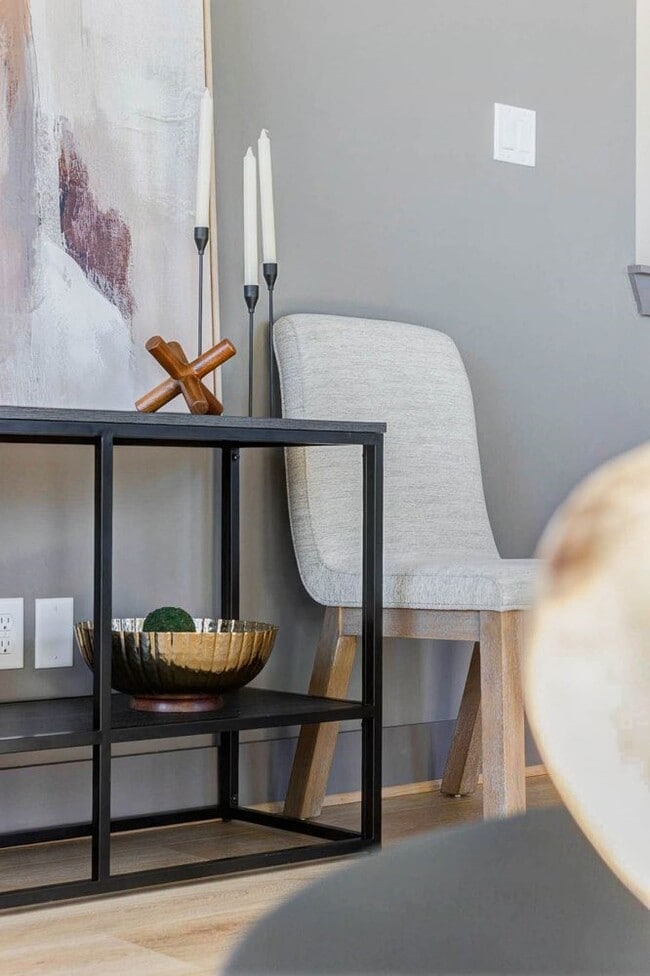 Building Photo - 4805 Paula St