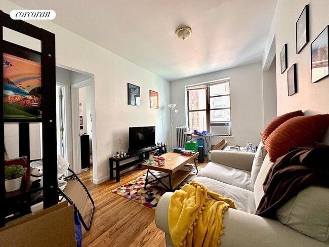 Building Photo - 351 St Nicholas Ave