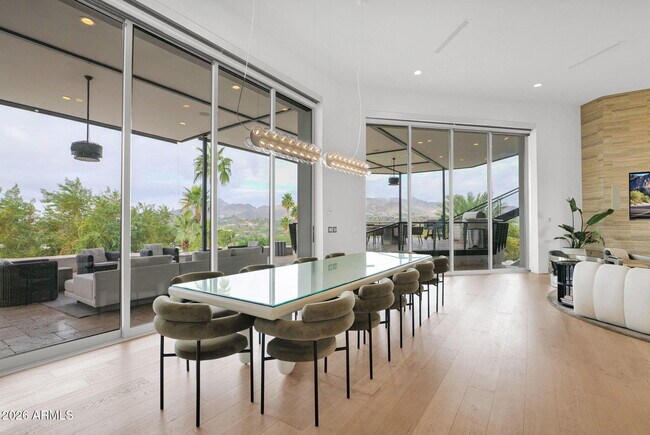 Building Photo - 5632 Camelback Canyon Dr