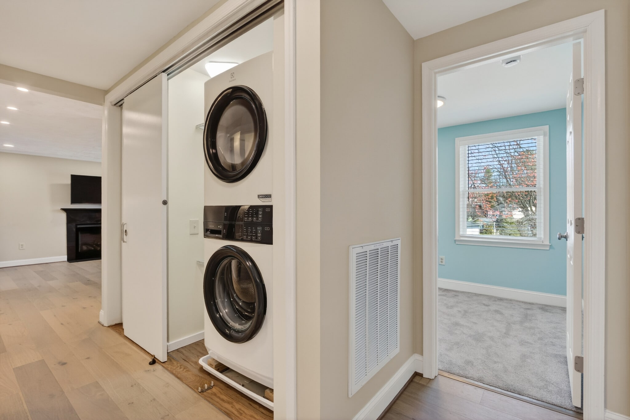 Building Photo - 19204 Saint Johnsbury Ln