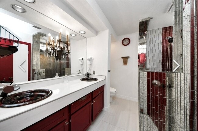 Building Photo - 7877 Kendalia Dr