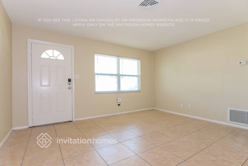 Building Photo - 11740 129th Ave N