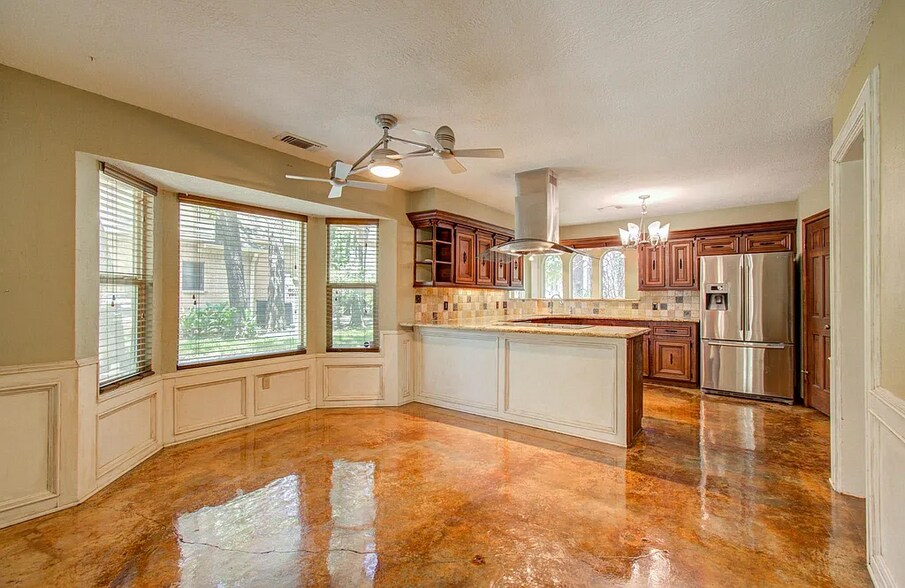 Building Photo - 9543 Enstone Cir