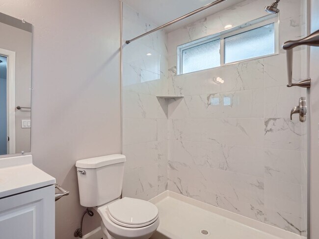 Building Photo - Newer 3 Bedroom House & 2 Bedroom Granny Flat Close to SDSU!!!  $1000 Off 1st Month's Rent!!