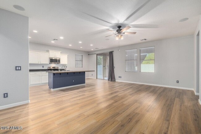 Building Photo - 4674 S Twinleaf Dr