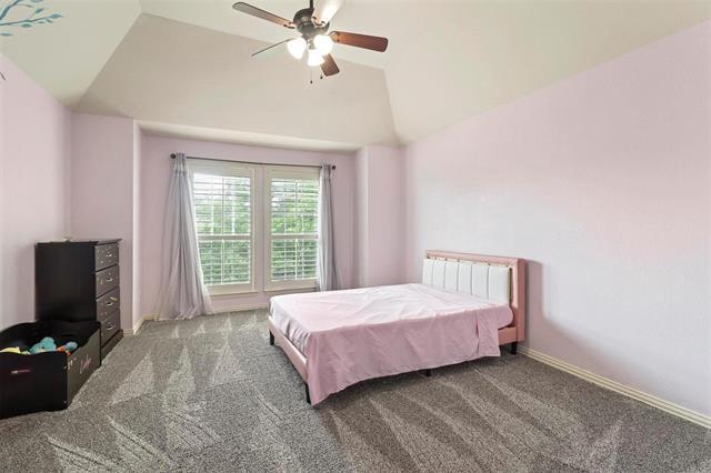 Building Photo - 4313 Oak Knoll Dr