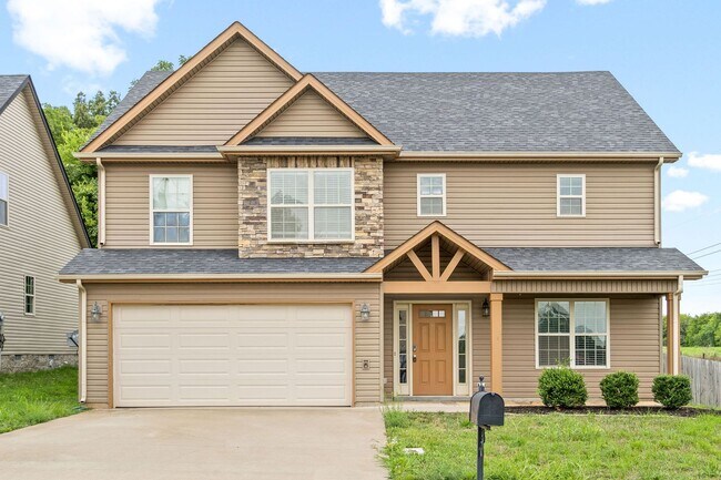 Primary Photo - Pet Friendly Four Bedroom!
