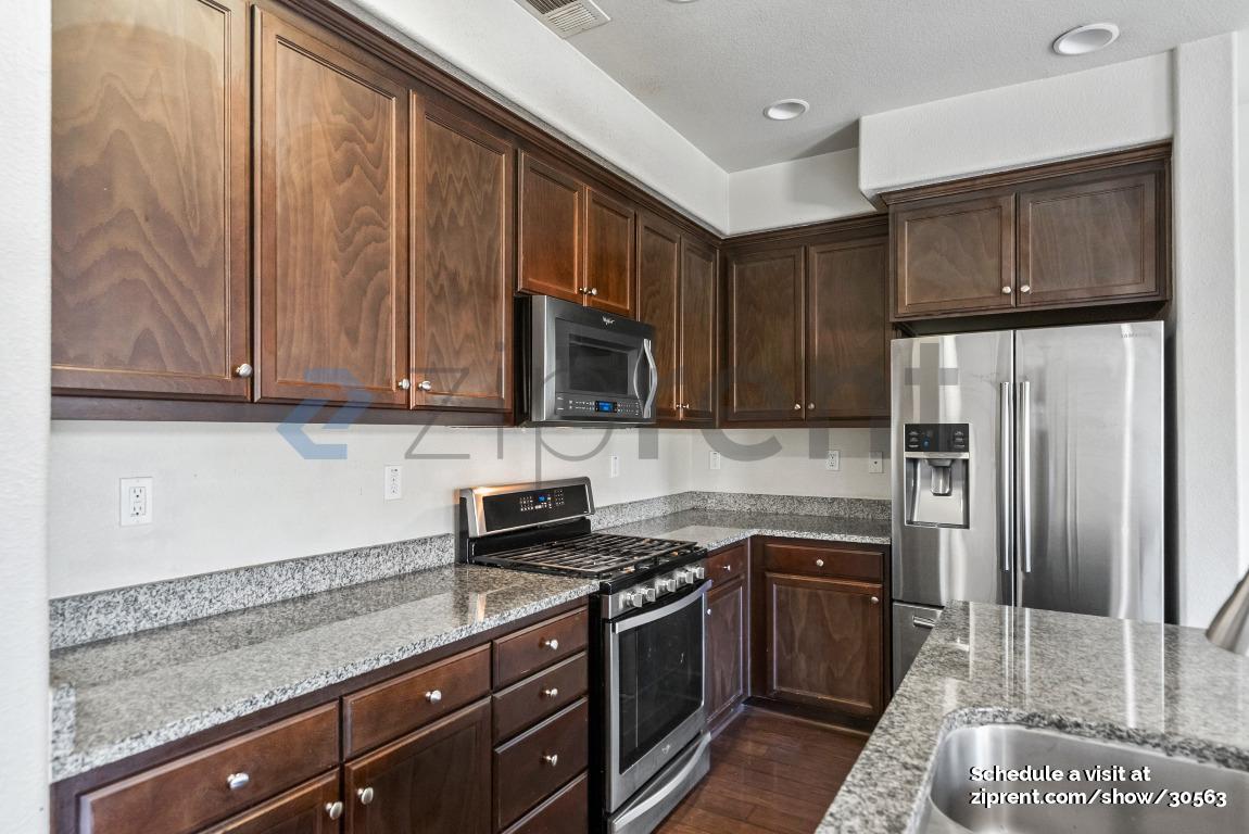 Building Photo - 5650 Campbell Ln